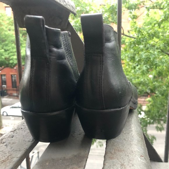 Zimmerman Weekend Boot - Black - Chelsea Western Ankle Boots - size 38 ( US 9 ) - Picture 6 of 10